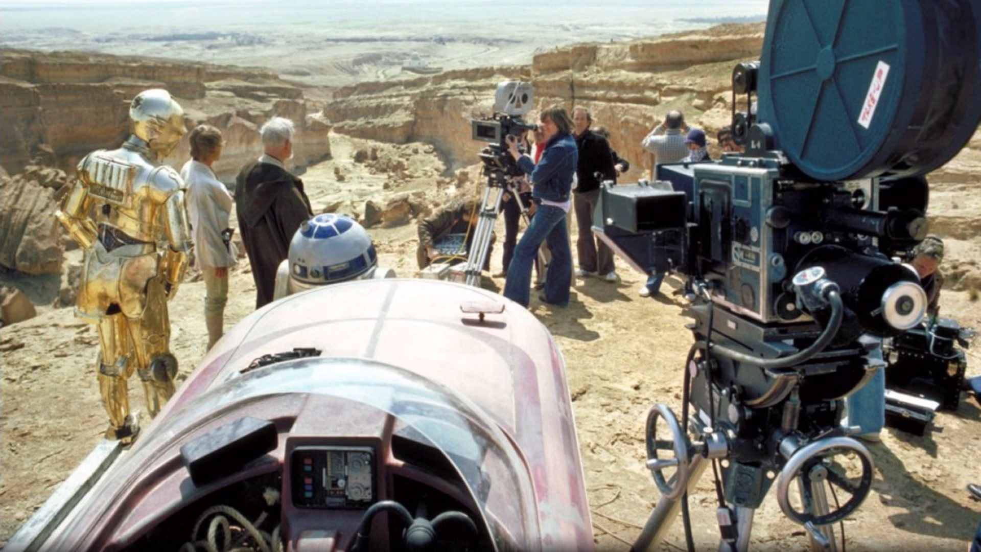 Behind the scenes on Star Wars. Getting ready for a scene in the desert.